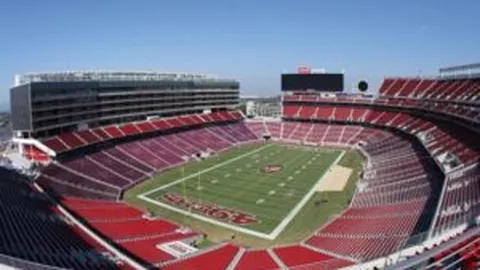 哈登末节休战21分，火箭惊险击败快船，范弗利特18+10，史密斯28+11闪耀全场